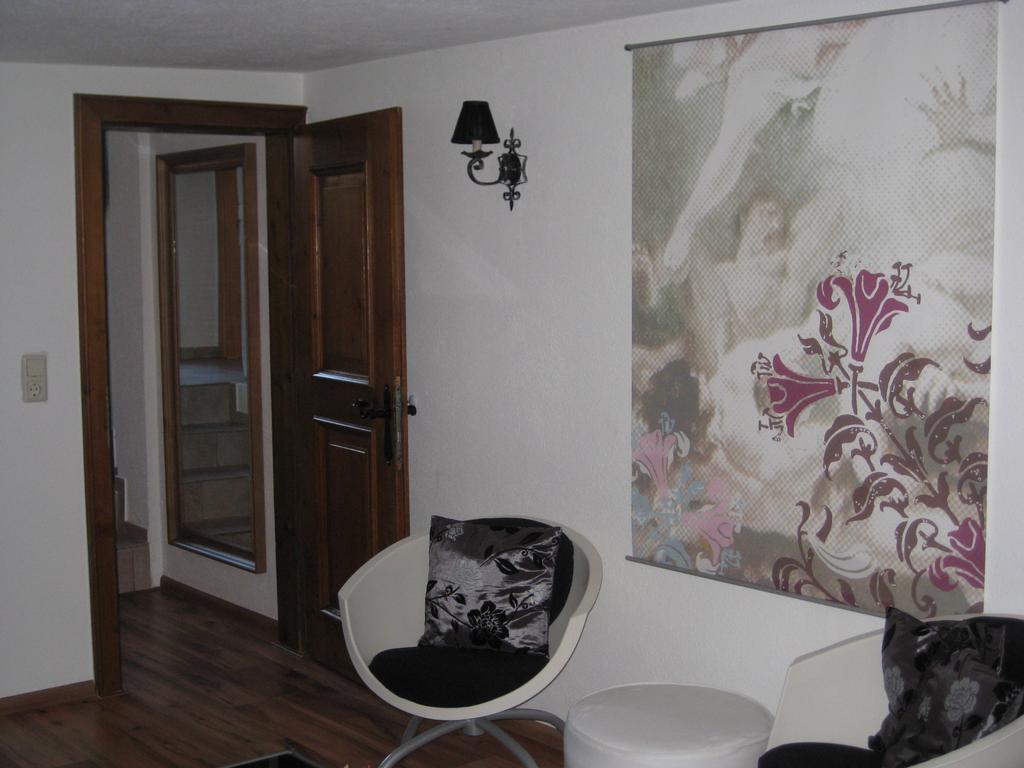 Apart Via Claudia Augusta Apartment Ried im Oberinntal Exterior photo